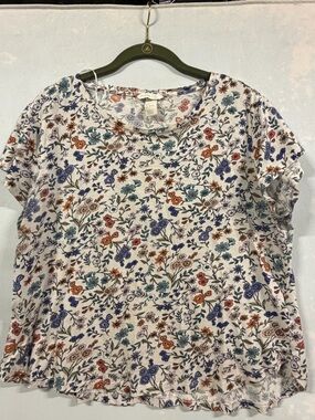H&M Large Multicolor Floral Basic Tee